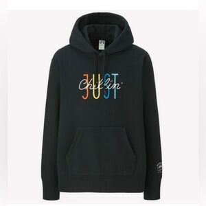 Uniqlo Just Chillin Sweatshirt Size- Small